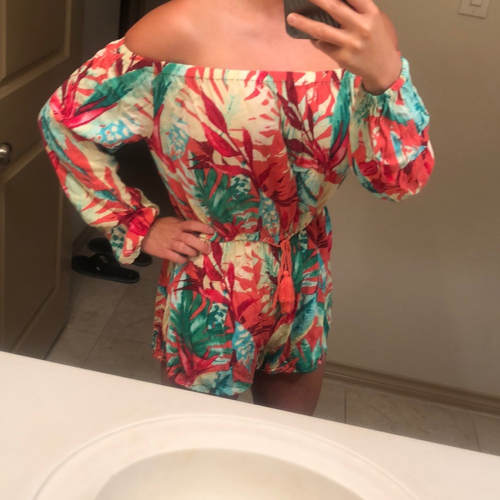 Floral long sleeve tropical romper